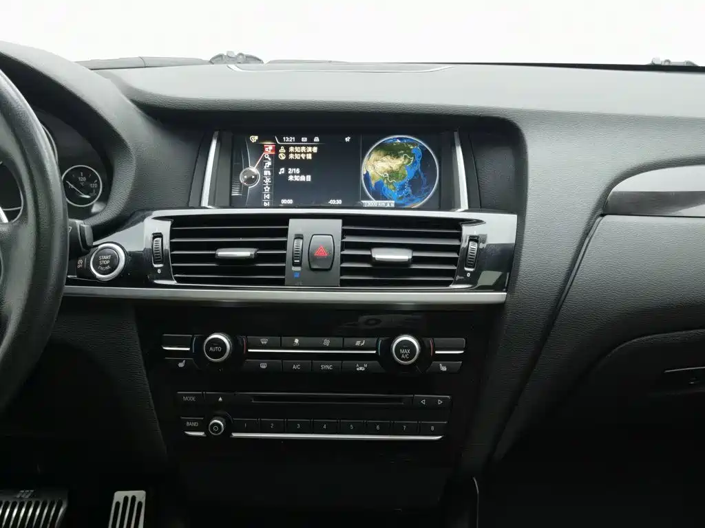 BMW X4 — миниатюра 12