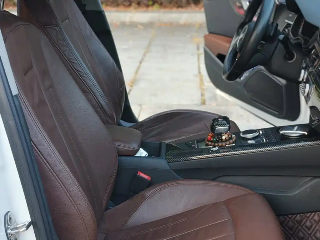 Audi A4L — миниатюра 14