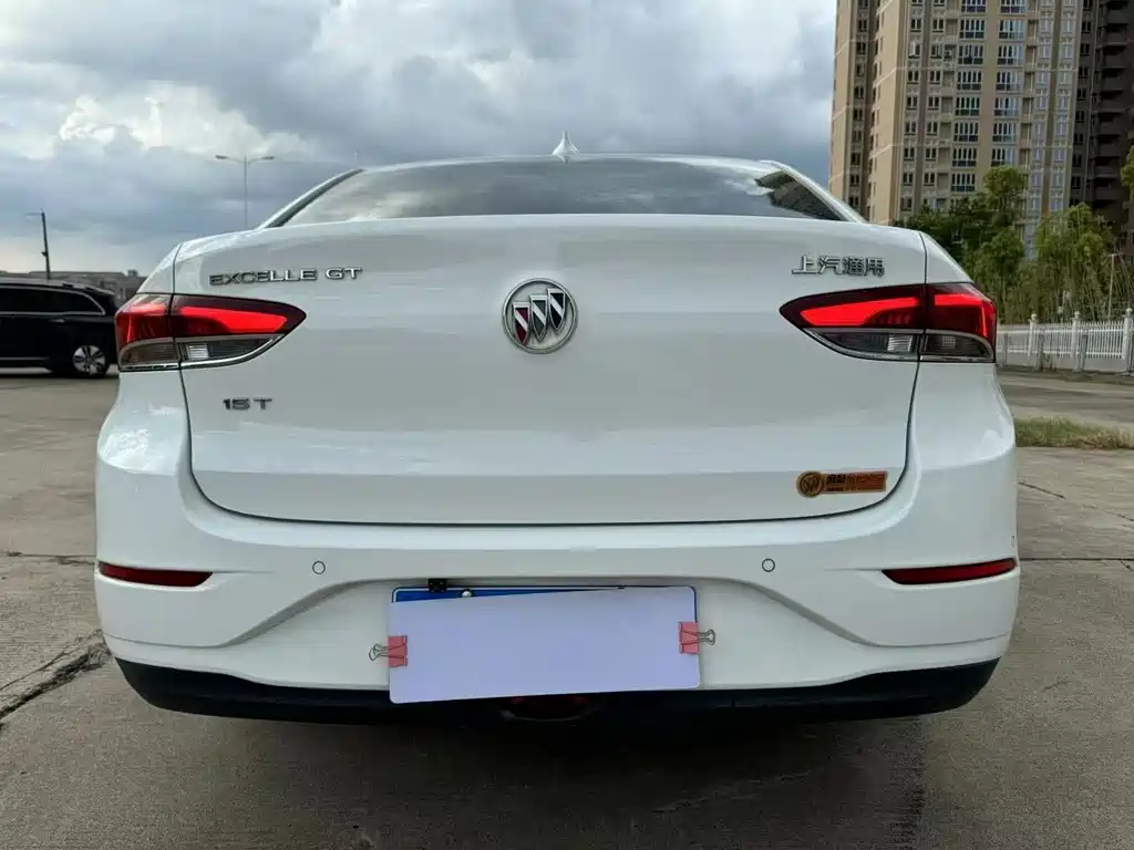 Buick Excelle — миниатюра 8