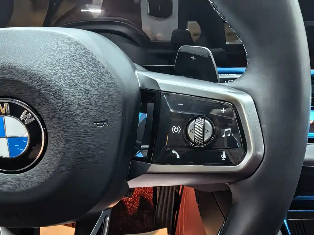 BMW 5 Series — миниатюра 12