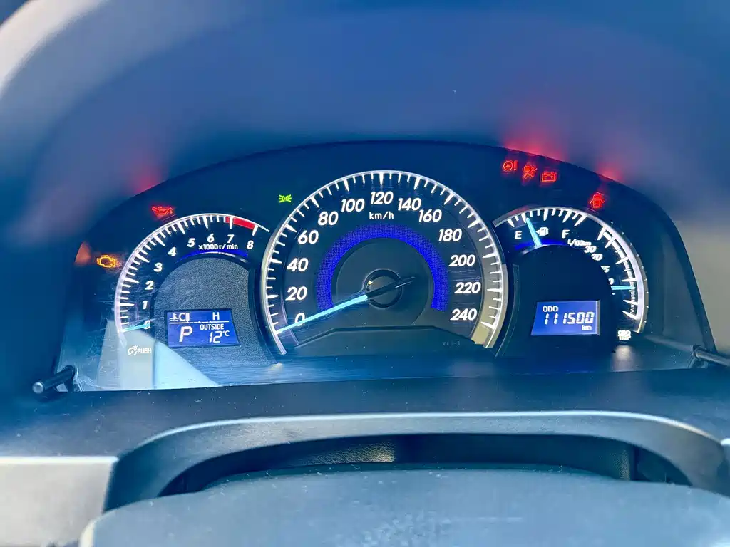 Toyota Camry — миниатюра 7
