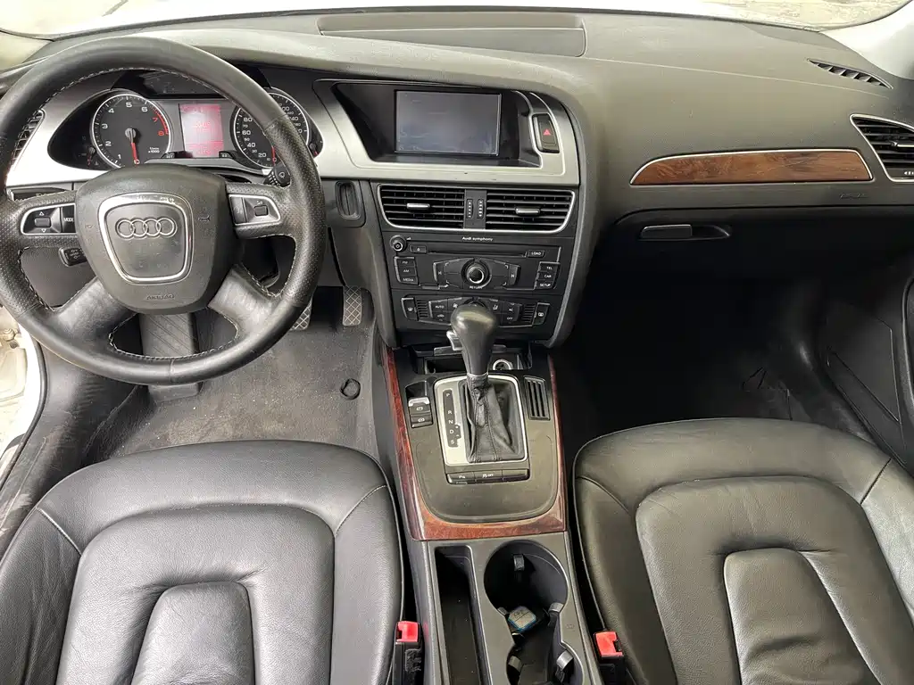Audi A4L — миниатюра 11