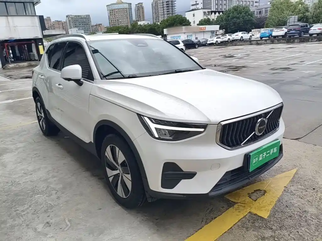 Volvo XC40 — миниатюра 4