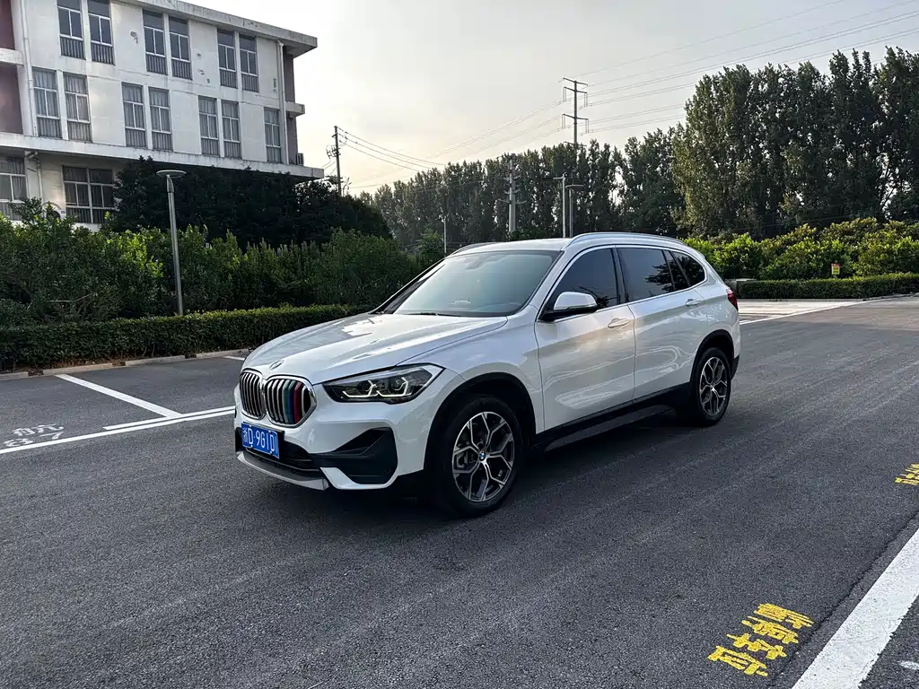 BMW X1 — миниатюра 3