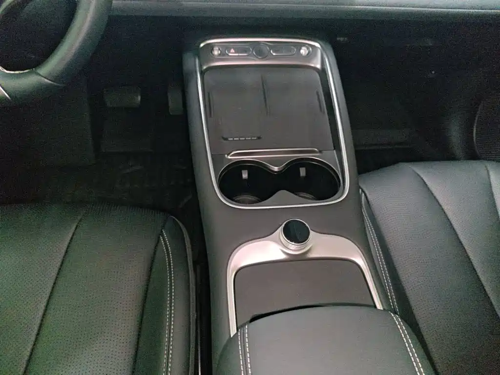 BYD Sealion 05 EV — миниатюра 14