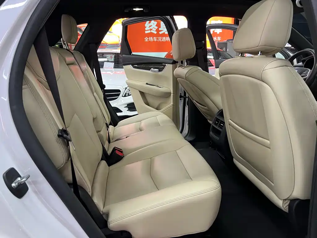 Cadillac XT5 — миниатюра 10