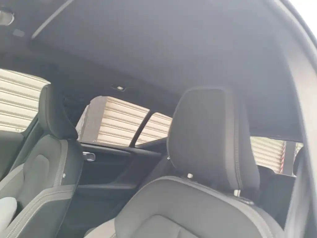 Volvo XC40 — миниатюра 18