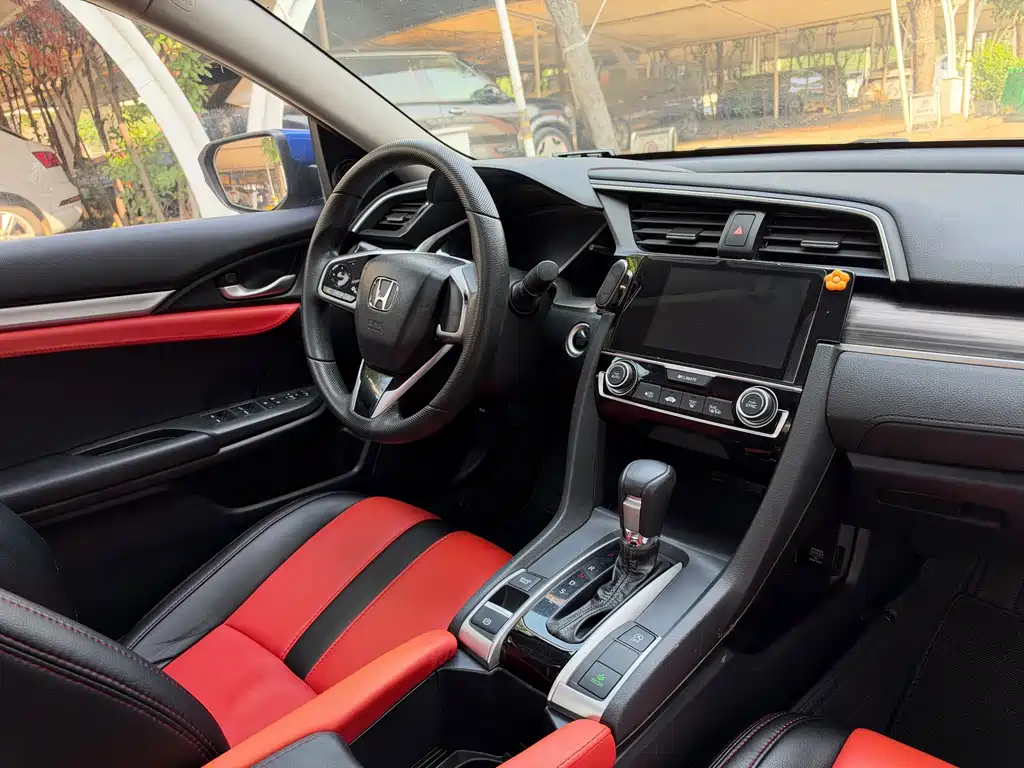 Honda Civic — миниатюра 23