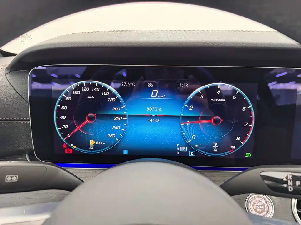 Mercedes-Benz E-Class — миниатюра 15