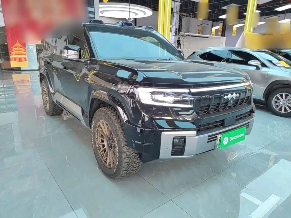 Fangchengbao Leopard 8 8 2025 Flagship 7 мест
