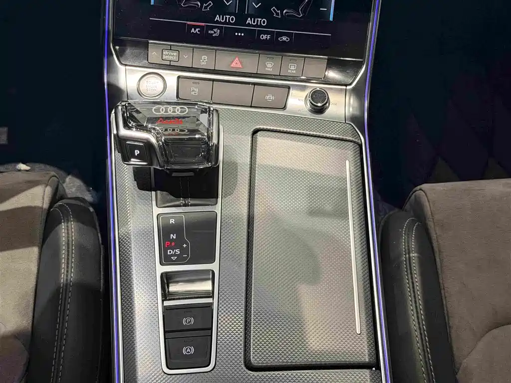 Audi A6L — миниатюра 30