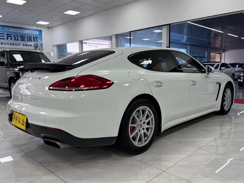Porsche Panamera — миниатюра 12