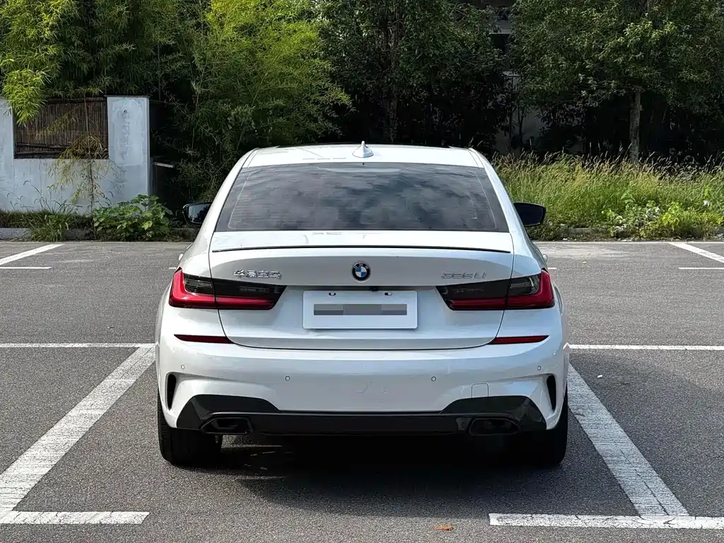 BMW 3 Series — миниатюра 6