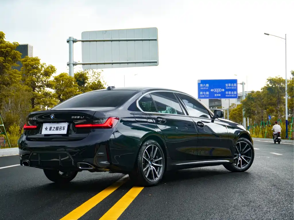 BMW 3 Series 3 2023 325Li M Sport