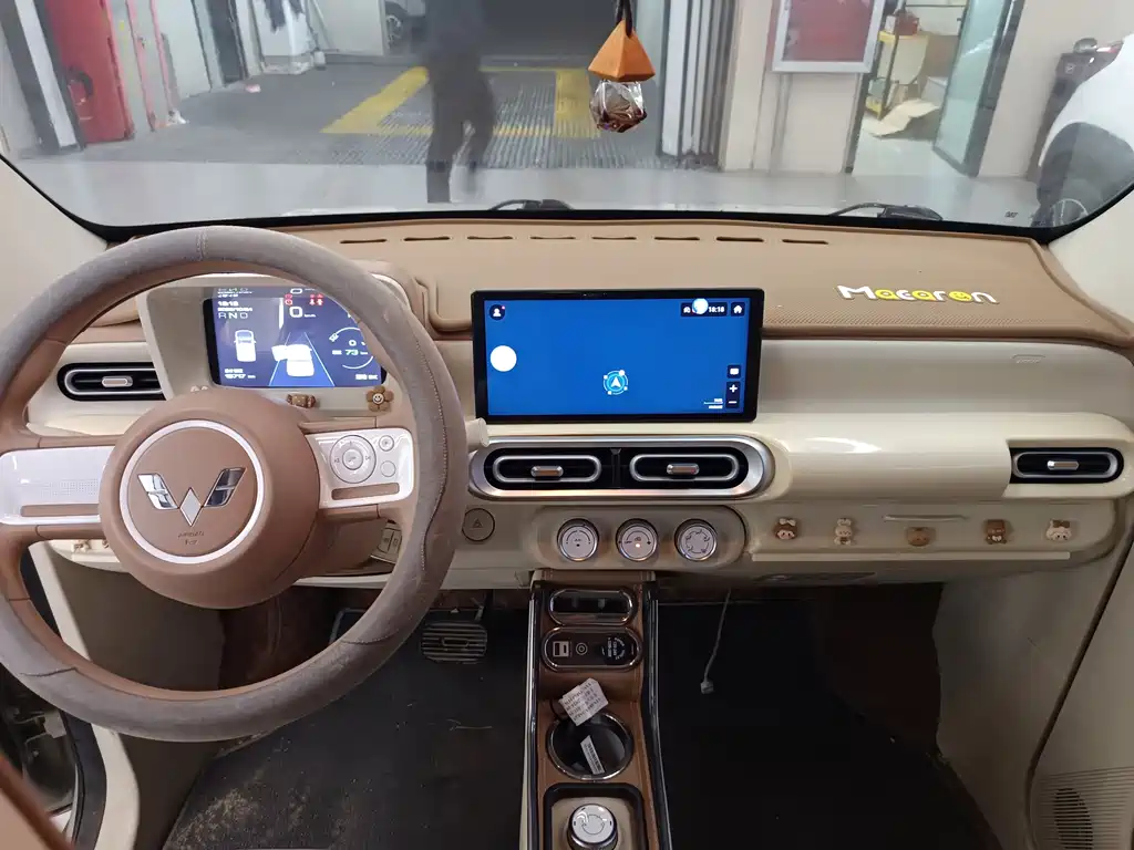Wuling MINIEV — миниатюра 5