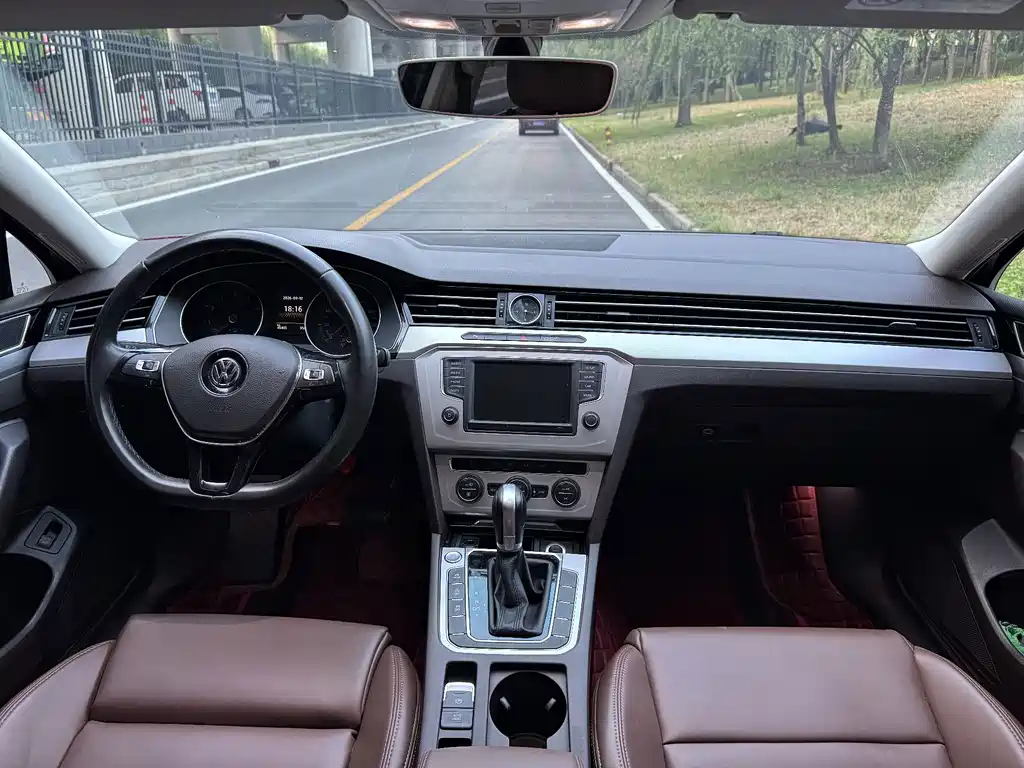Volkswagen Viloran — миниатюра 11