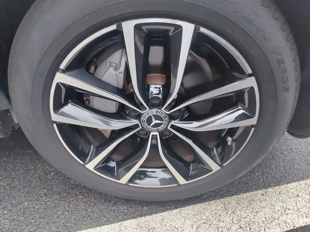 Mercedes-Benz GLC — миниатюра 8