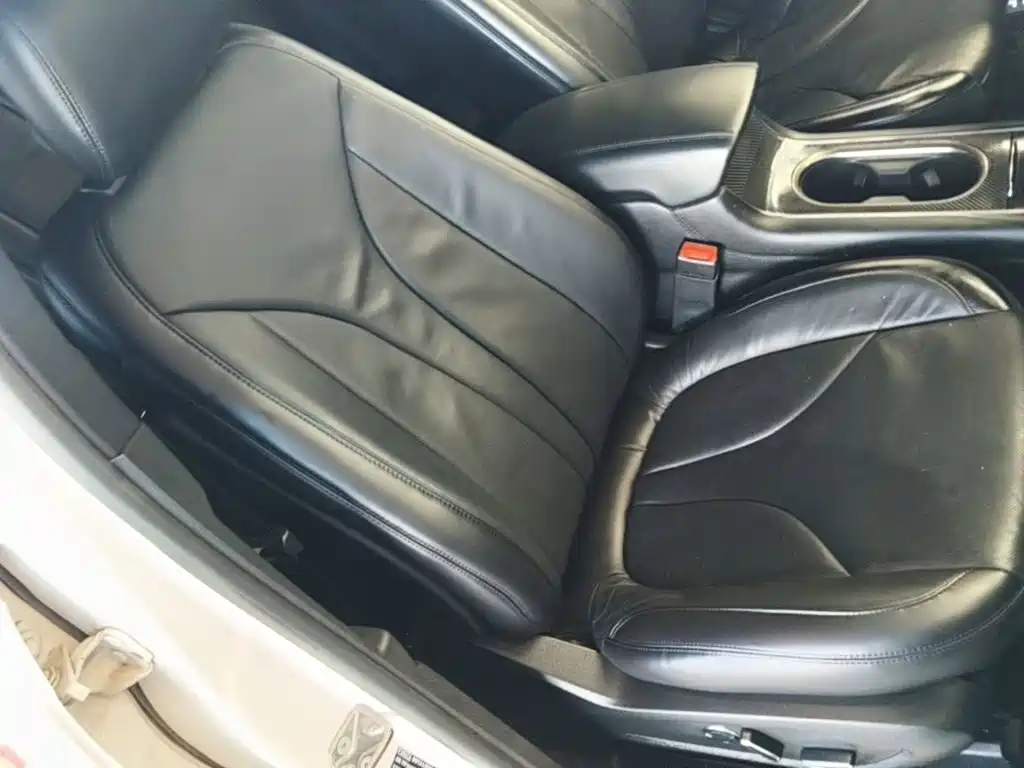 Lincoln MKC — миниатюра 25