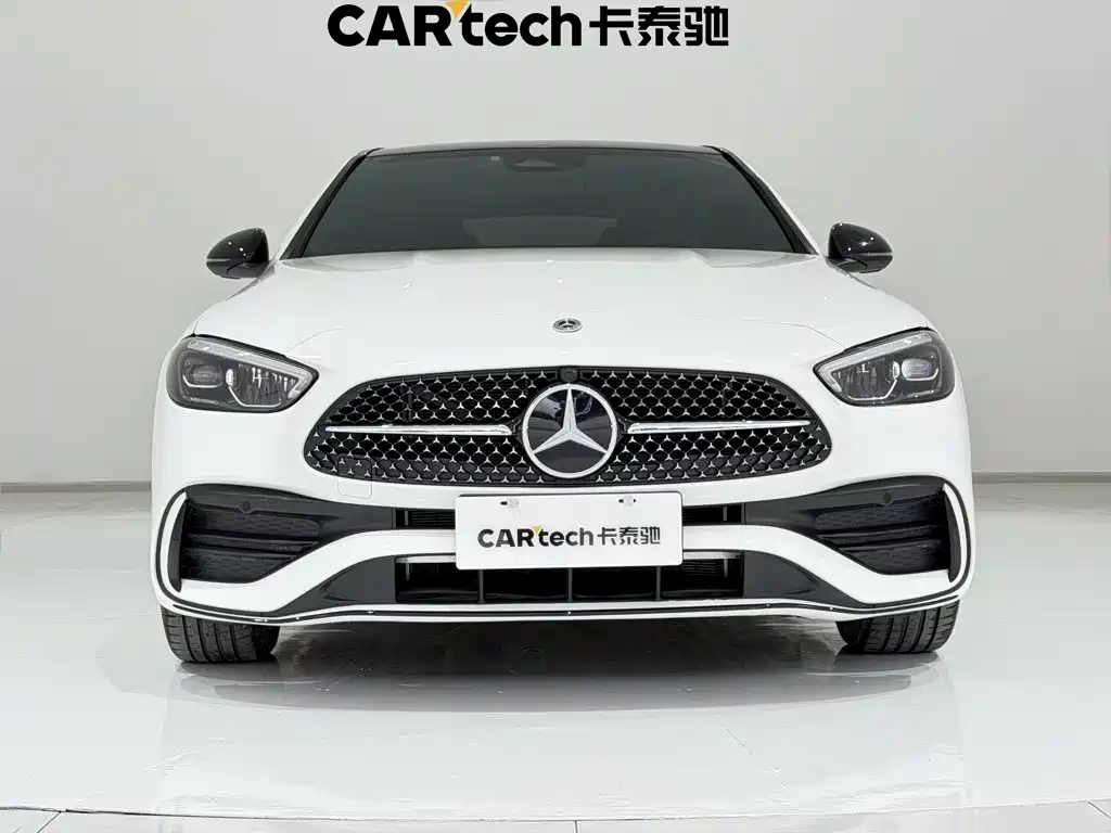 Mercedes-Benz C-Class — миниатюра 3