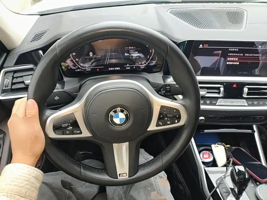BMW 3 Series — миниатюра 11