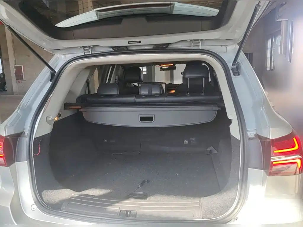 Roewe RX5 — миниатюра 24