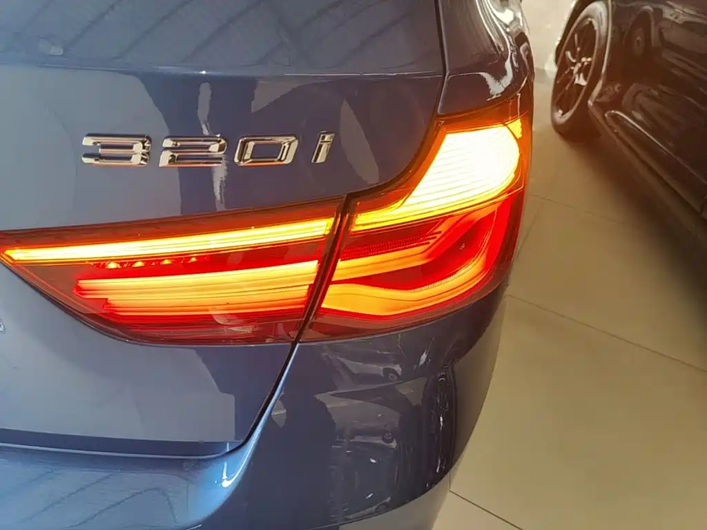 BMW 3 Series GT — миниатюра 8