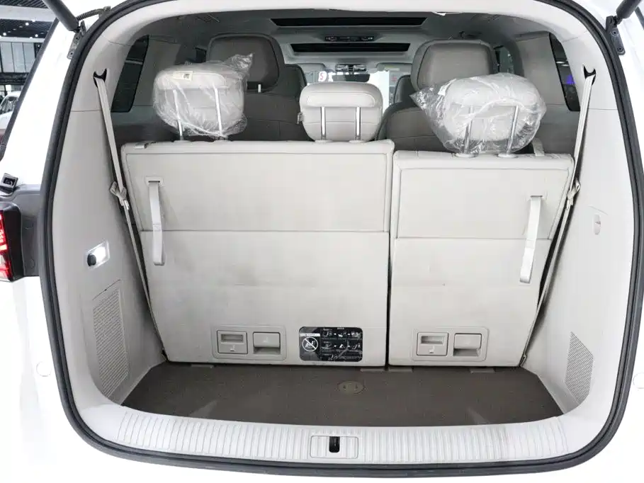Roewe iMAX8 — фотографии объявления, Фото 27