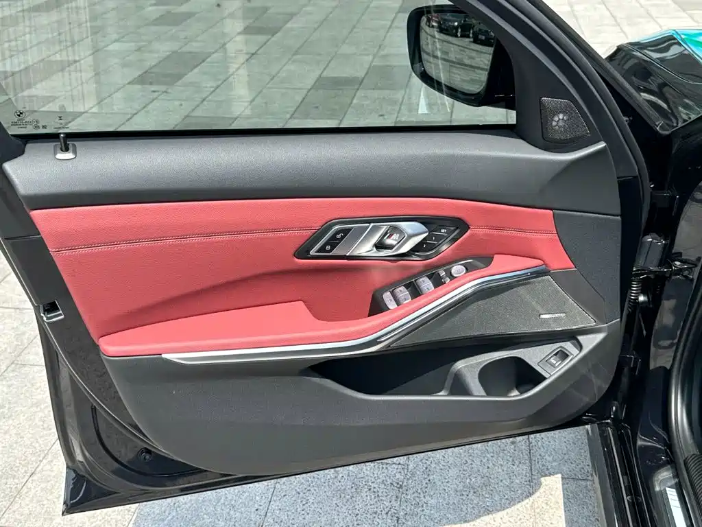BMW 3 Series — миниатюра 13
