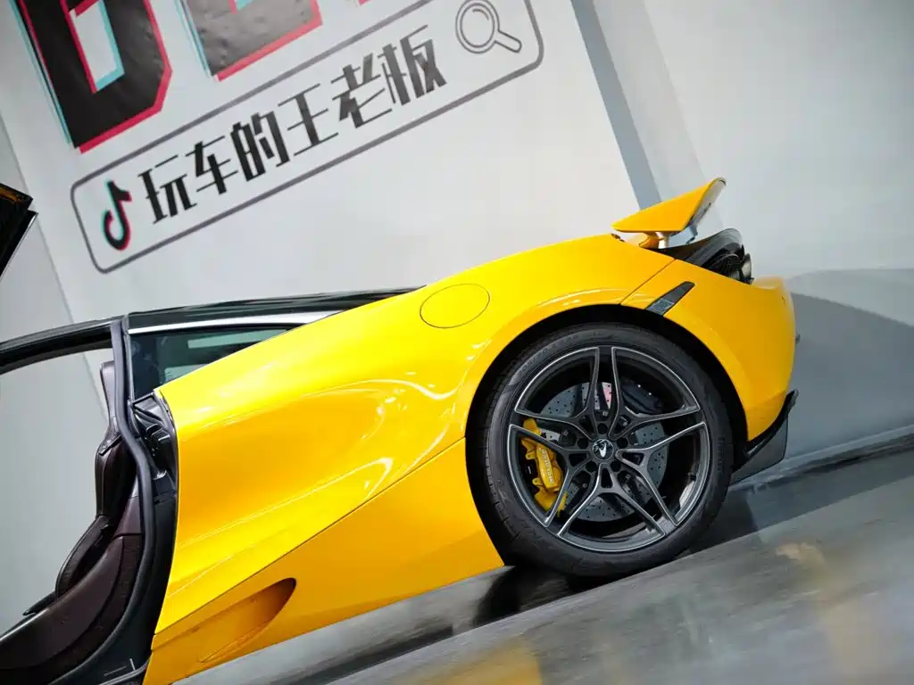 McLaren 720S — миниатюра 46