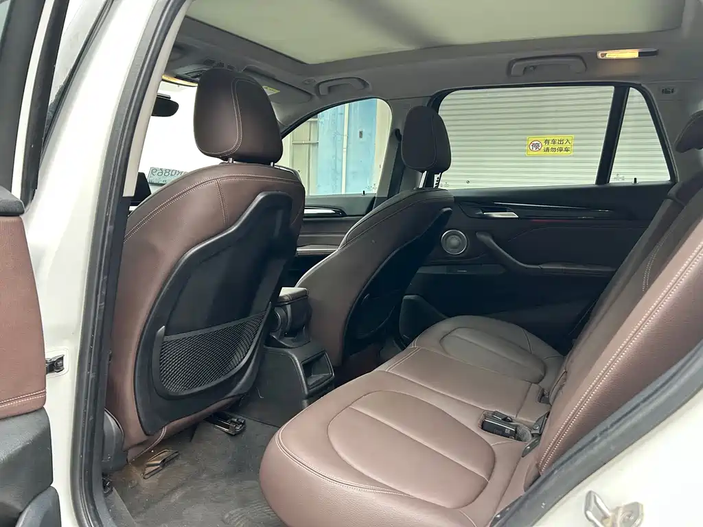 BMW X1 — миниатюра 9