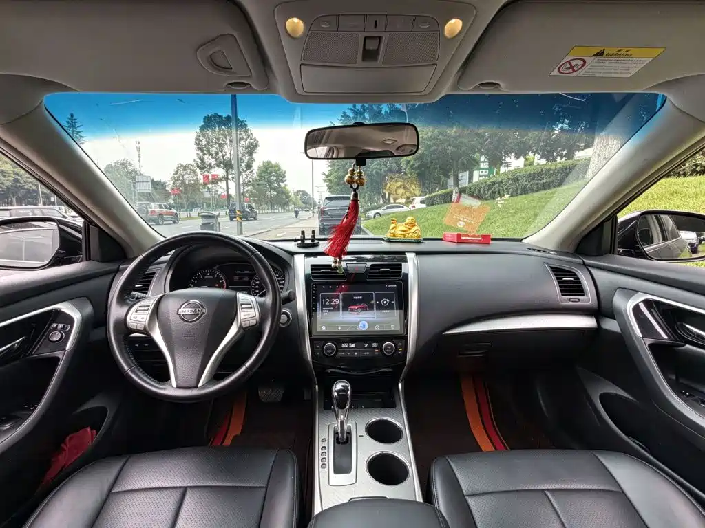 Nissan Teana — миниатюра 10