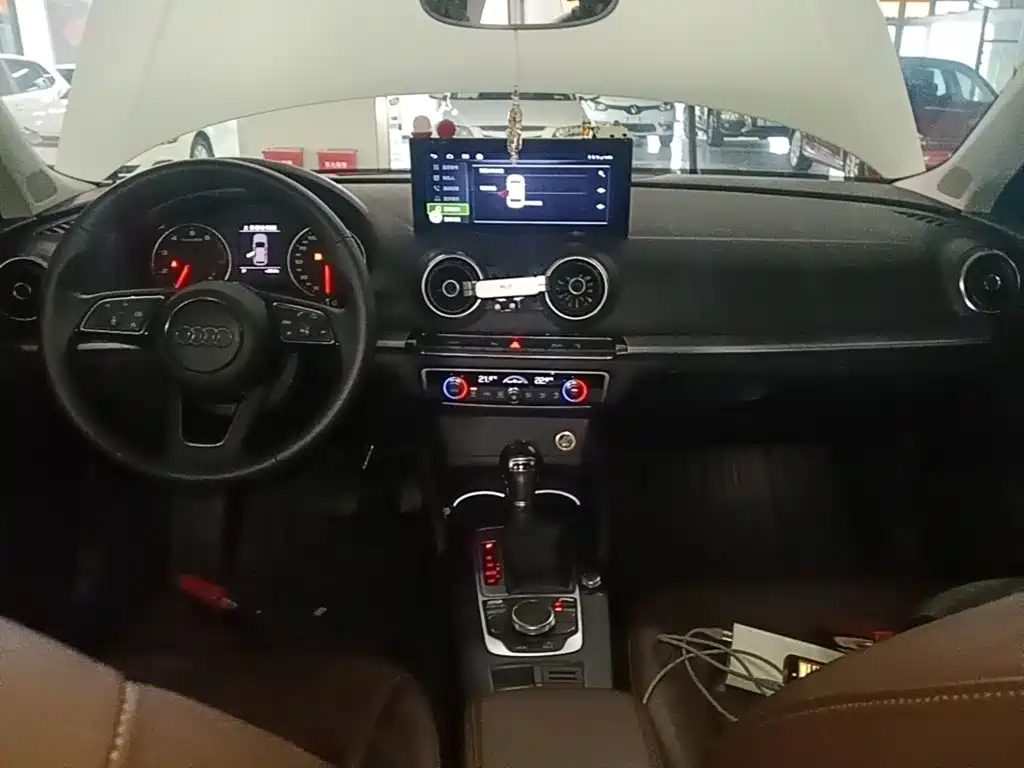 Audi A3 — миниатюра 10