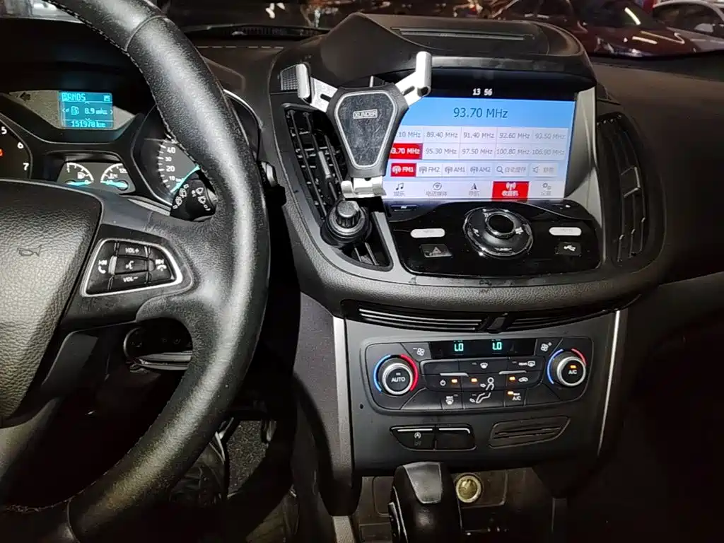 Ford Kuga — миниатюра 13