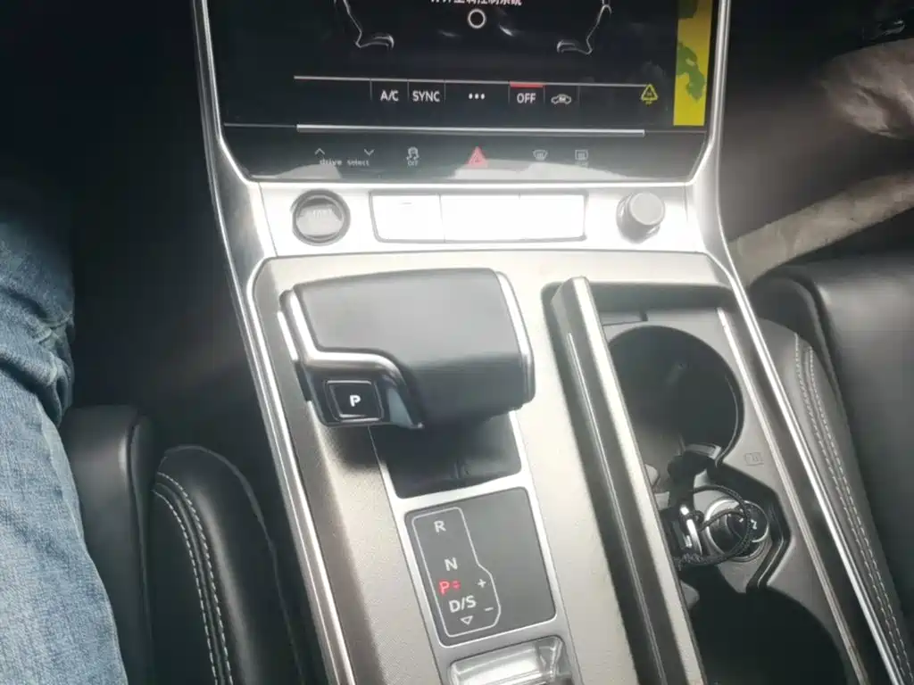 Audi A6L — миниатюра 14