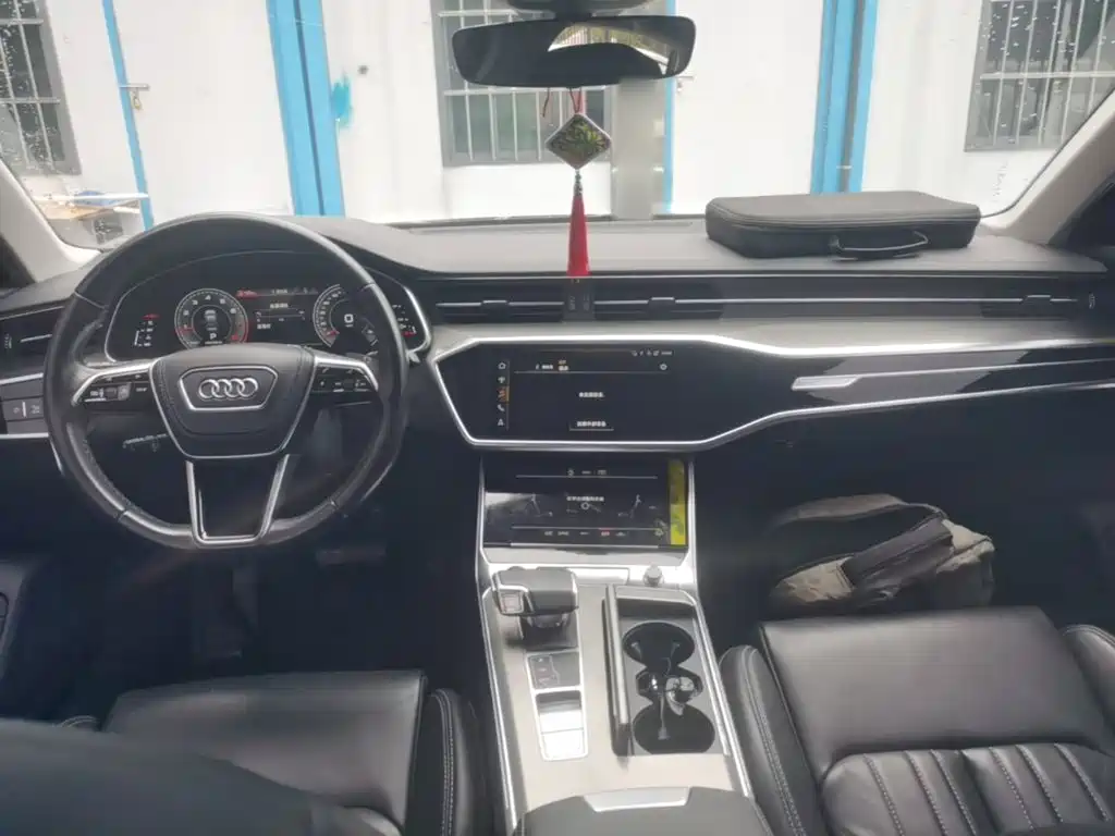 Audi A6L — миниатюра 10