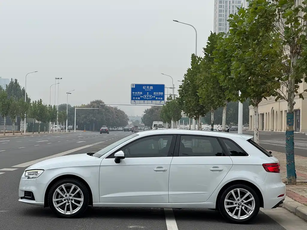 Audi A3 — миниатюра 3