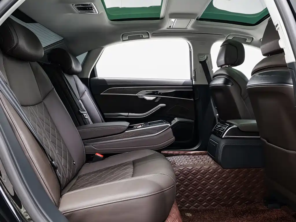 Audi A8 — миниатюра 11