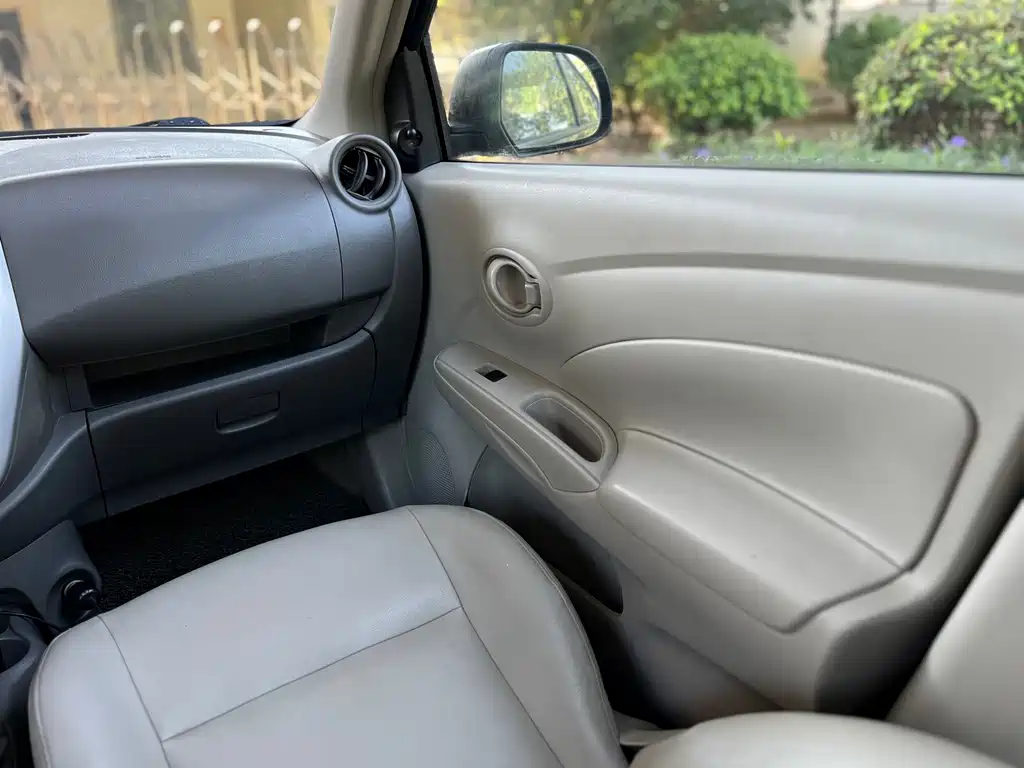 Nissan Sunny — миниатюра 14