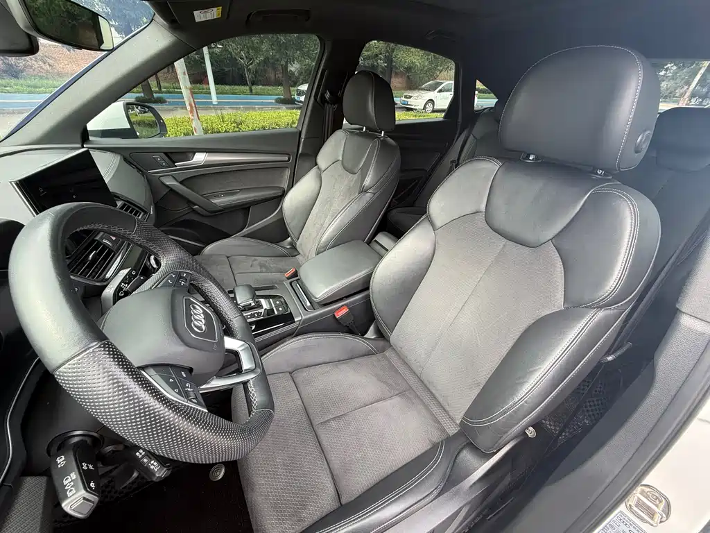 Audi Q5L Sportback — миниатюра 10
