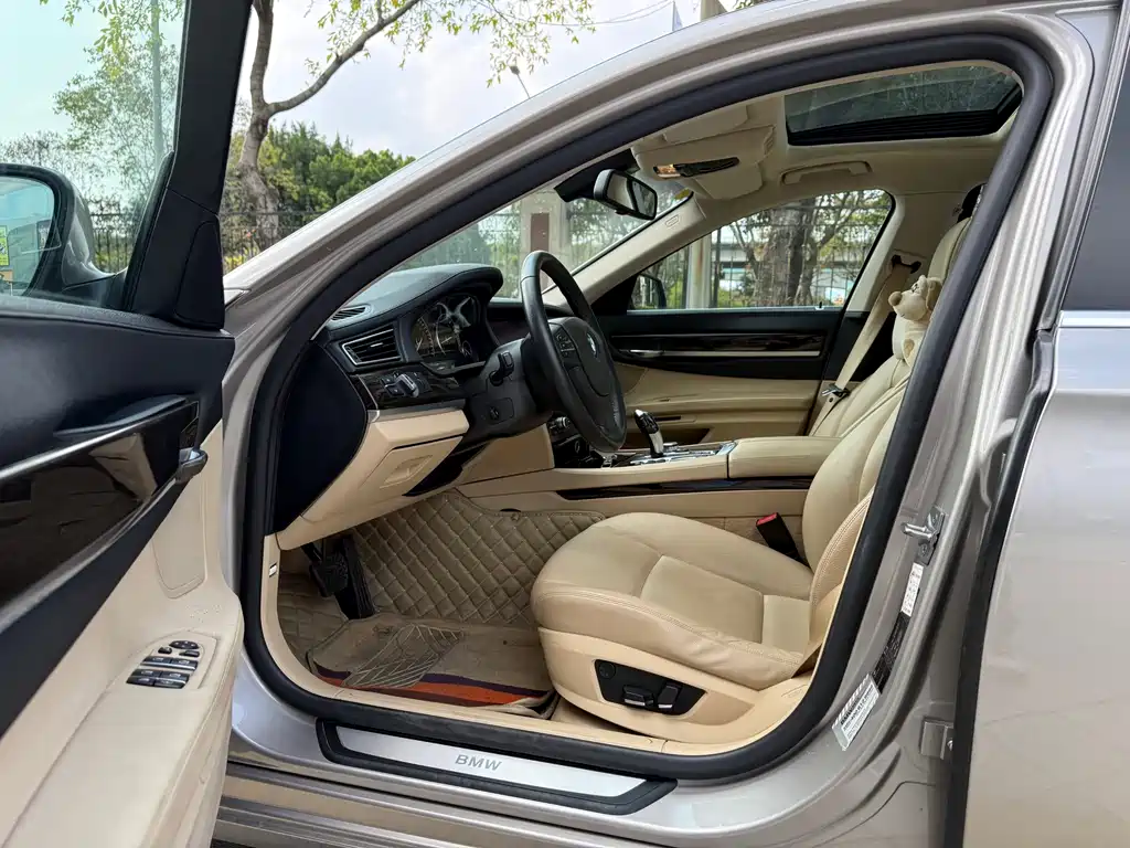 BMW 7 Series 7 2011 730Li Elegant