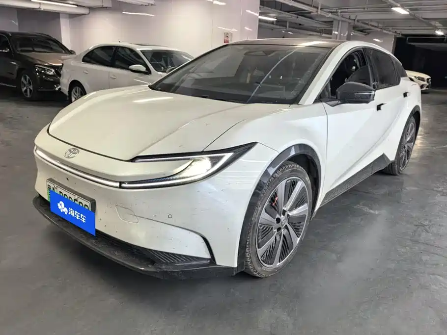 Toyota bZ5