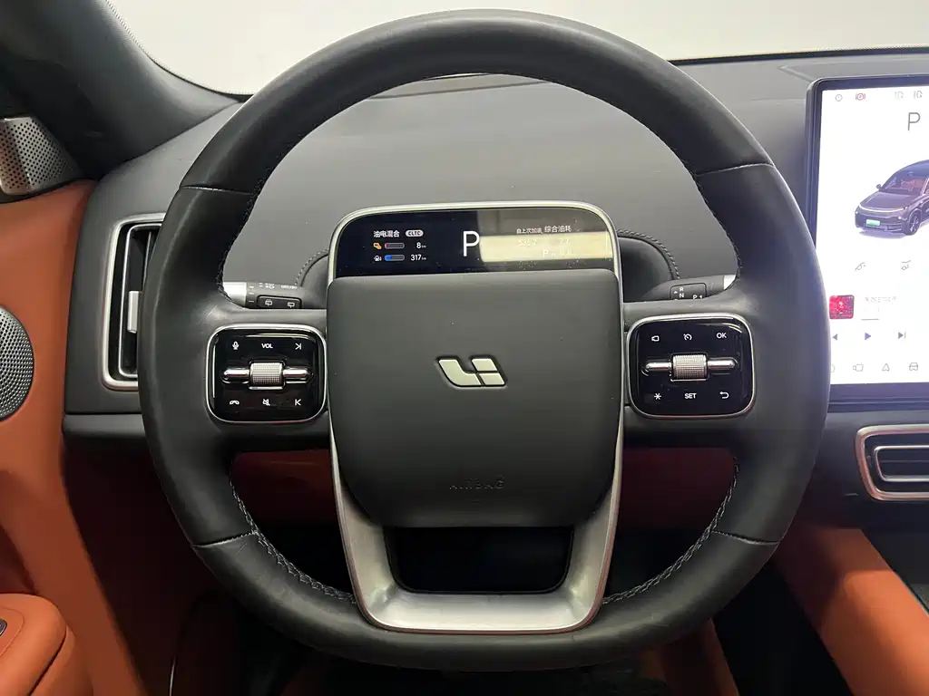 Li Auto IDEAL L8
