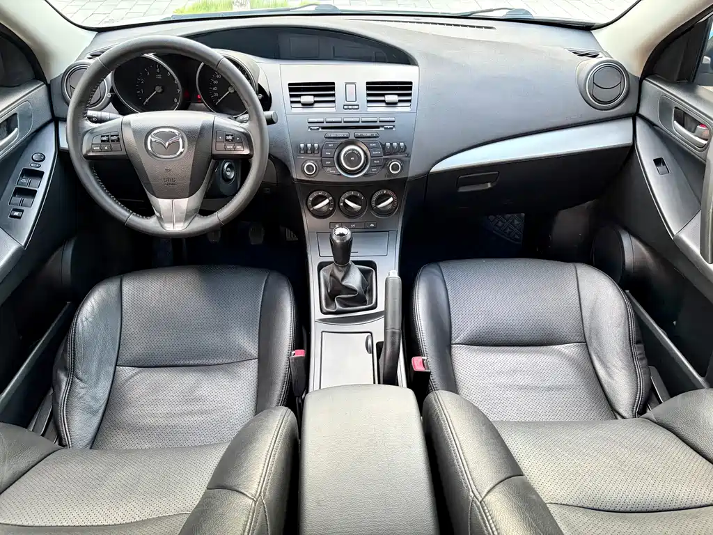 Mazda 3 Xingcheng — миниатюра 25