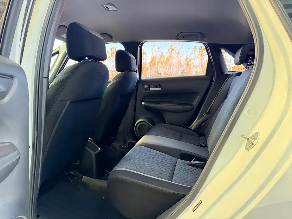Honda Fit — миниатюра 14
