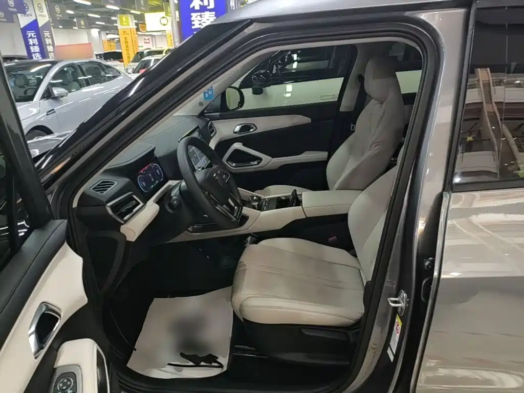 BYD Yuan UP — миниатюра 15