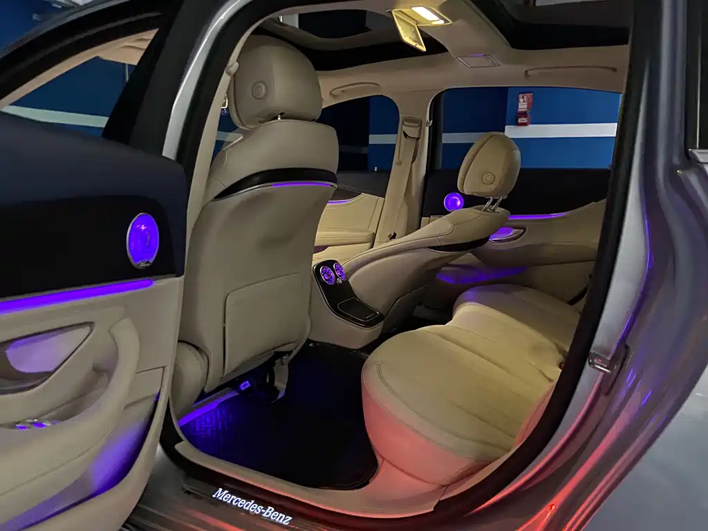 Mercedes-Benz E-Class — миниатюра 20