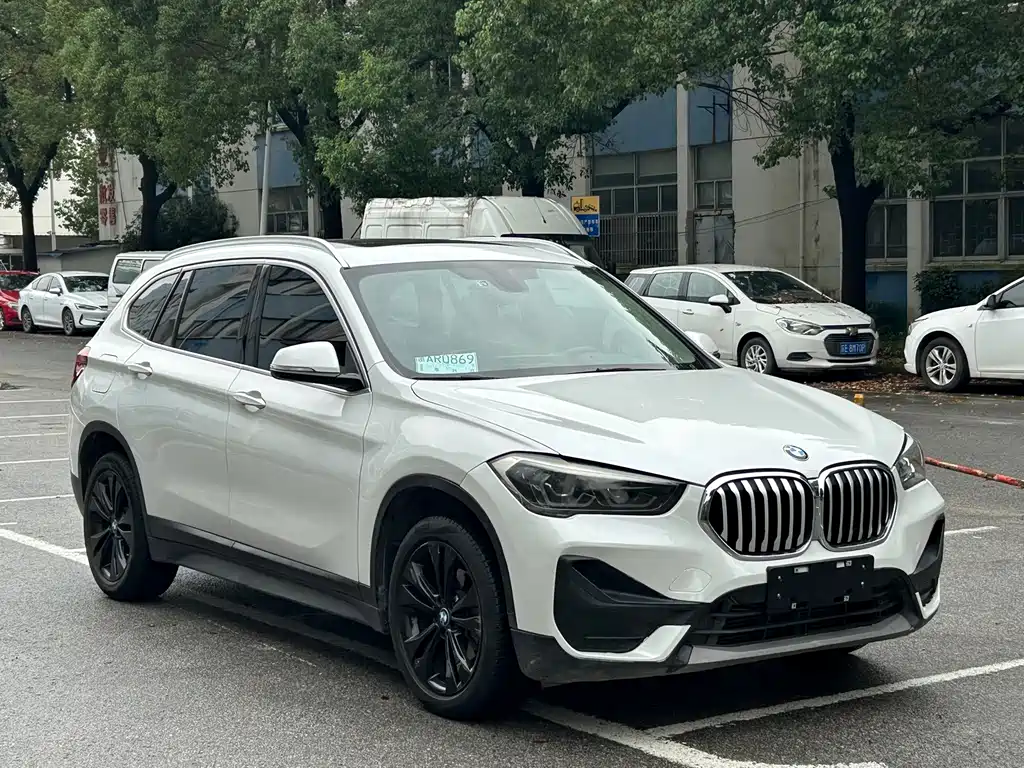 BMW X1 — миниатюра 3