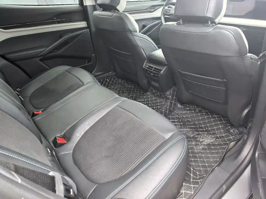 Ford Evos — миниатюра 8