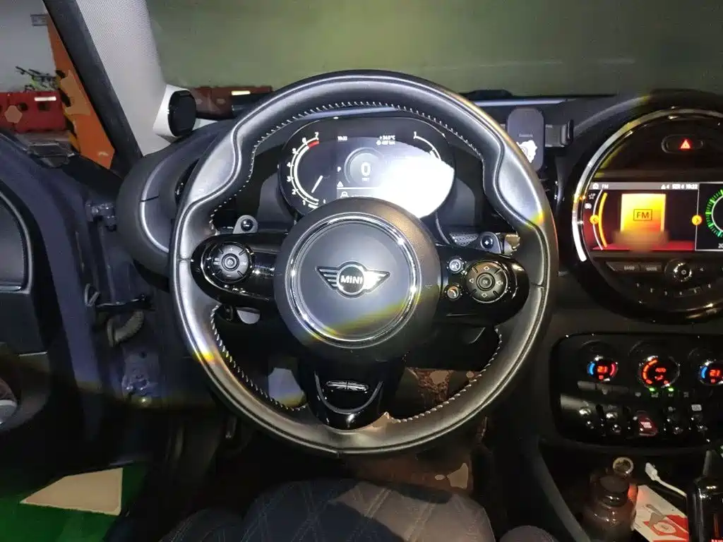 MINI Mini Clubman — миниатюра 6