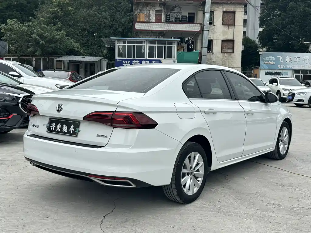 Volkswagen Bora — миниатюра 6